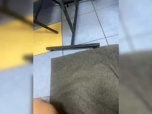 Offline Wooosooul on BongaCams