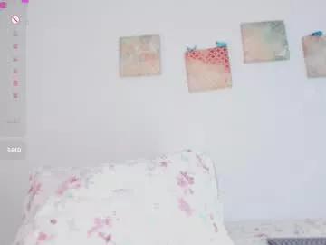 Freechat alexalovecastle1 on Chaturbate