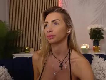 Freechat angel_wow_ on Chaturbate