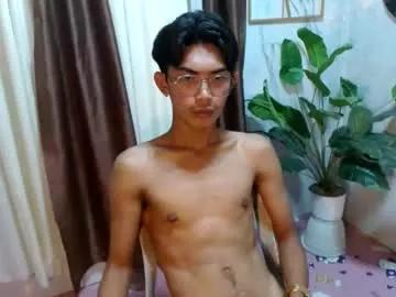 Freechat asianhotbigcock on Chaturbate