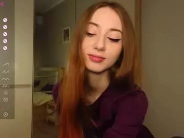 Freechat avrillemell on Chaturbate