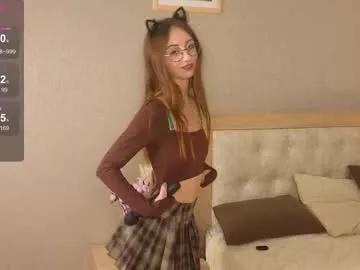 Freechat avrillemell on Chaturbate