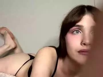 Away ayaderen on Chaturbate