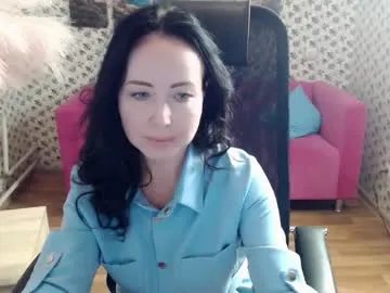 Freechat beautiful_moon3 on Chaturbate