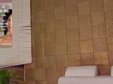 Freechat bella19__ on Chaturbate