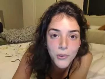 Freechat bella_bloom1 on Chaturbate