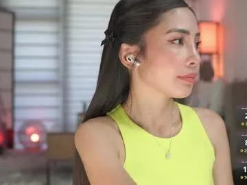 Freechat belle_adrienne on Chaturbate