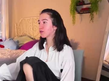 Freechat belle_via on Chaturbate
