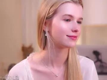 brave_journey — GOAL: Adjusting a slipping strap... but so that it slips off again Hi, I'm Eli, #18 #young and  #shy #cute and  #teen [99 tokens remaining]