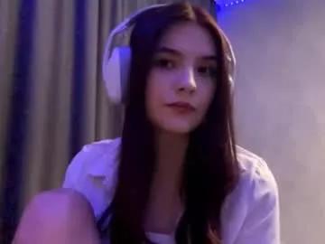 camienevius — GOAL: remove my entire image at once [355 tokens remaining] WelCome to My Room! My name is Rina #18 #smalltits #skinny #lovense #teen