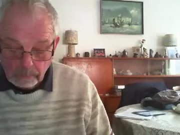 Freechat champers37 on Chaturbate