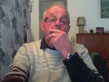 Freechat champers37 on Chaturbate