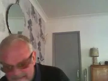 Freechat champers37 on Chaturbate