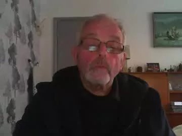 Freechat champers37 on Chaturbate