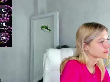 Freechat cherry_pr1ce on Chaturbate