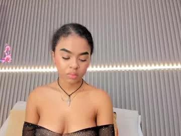 Freechat coralineross_ on Chaturbate