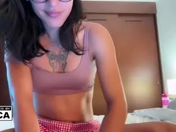 Freechat cutiepiemiu on Chaturbate