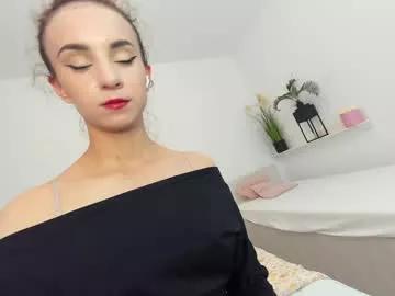 Freechat ehotlovea on Chaturbate
