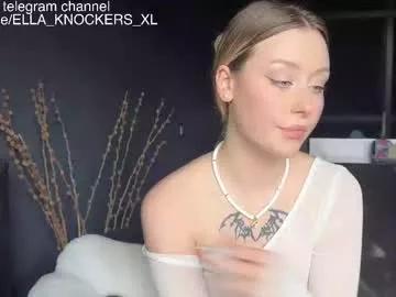 Freechat ella_knockers_xl on Chaturbate