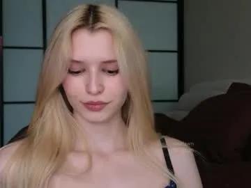 Freechat elsafawn on Chaturbate