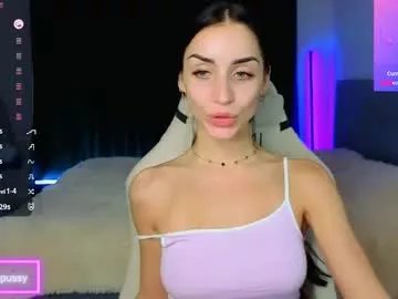 Away emma_jordan on Chaturbate