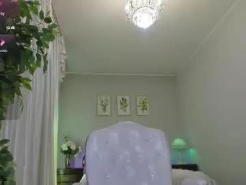 Freechat flower_nicole on Chaturbate