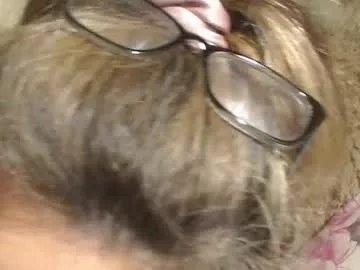 Freechat flowercandydoll on Chaturbate