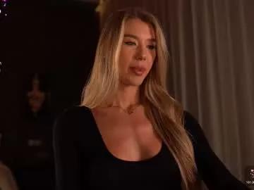 Freechat heyhorny_cb on Chaturbate