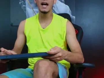 jakemoxley — jerk x 10 min [207 tokens left] Colombian young man wanting fun #latino #young #muscle #cum