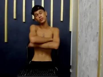 just_d4v7 — GOAL: mastubar cock for 7 minutes [300 tokens remaining] Welcome to my room! #new #twink #monstercock #bigcock #skinny