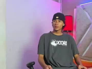 Freechat kenix_7 on Chaturbate