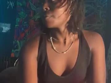 kinkycoupleinteracial on Chaturbate 