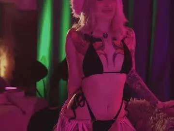 kinkylina_ on Chaturbate 