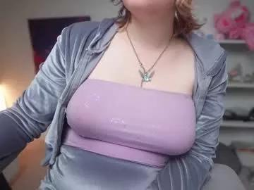 Freechat krystalsyxx on Chaturbate
