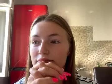 ladonnaeberhardt — Goal: Show my legs;3 #new #shy #slim #teen #18 [23 tokens remaining]