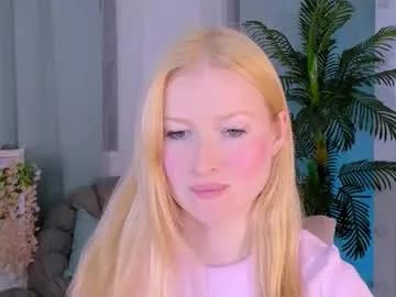laly_peach — Hi ^^ - Goal: dancing [184 tokens left] #feet #blonde #daddysgirl #petite #nonude