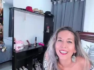 Freechat laurafarrely on Chaturbate
