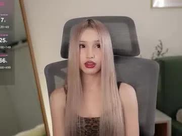 Freechat lauramusk on Chaturbate