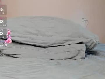 Freechat lily__love on Chaturbate