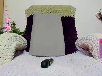 Freechat lily__love on Chaturbate