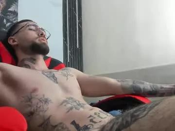 Freechat luke_davis01 on Chaturbate