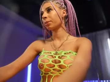 Freechat mandypeas on Chaturbate