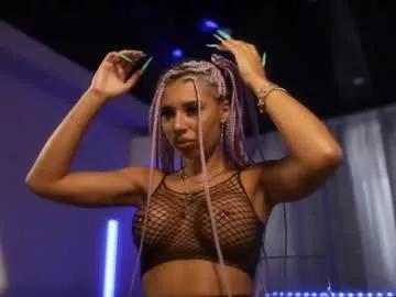 Freechat mandypeas on Chaturbate