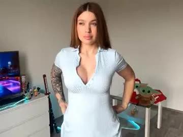 marindasembler — GOAL: Take off my top -  Hello! My name is Mia! Pizza or Pasta?  #new #18 #blonde #bigboobs #shy [255 tokens remaining]