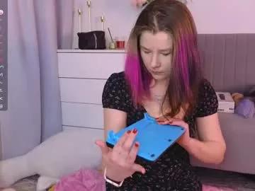 Freechat mirafalls on Chaturbate