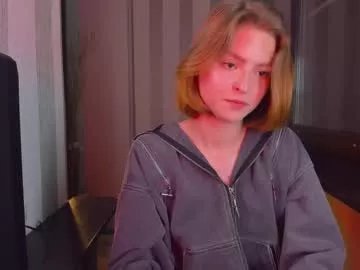 Away mollydangerous on Chaturbate