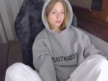 Away mollydangerous on Chaturbate