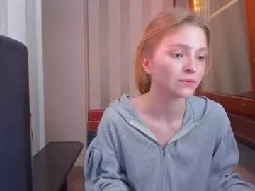 Away mollydangerous on Chaturbate