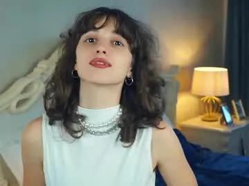monalouise — #new an artist #18 Thumbs up please guys,i dream about 100 Goal: i think we need add ice to my hot body #natural #young #bigboobs [0 tokens remaining]