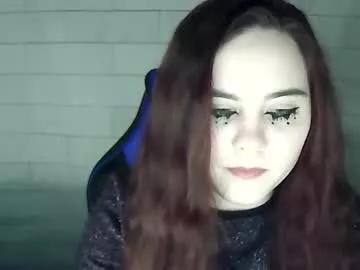 nelle_ on Chaturbate 